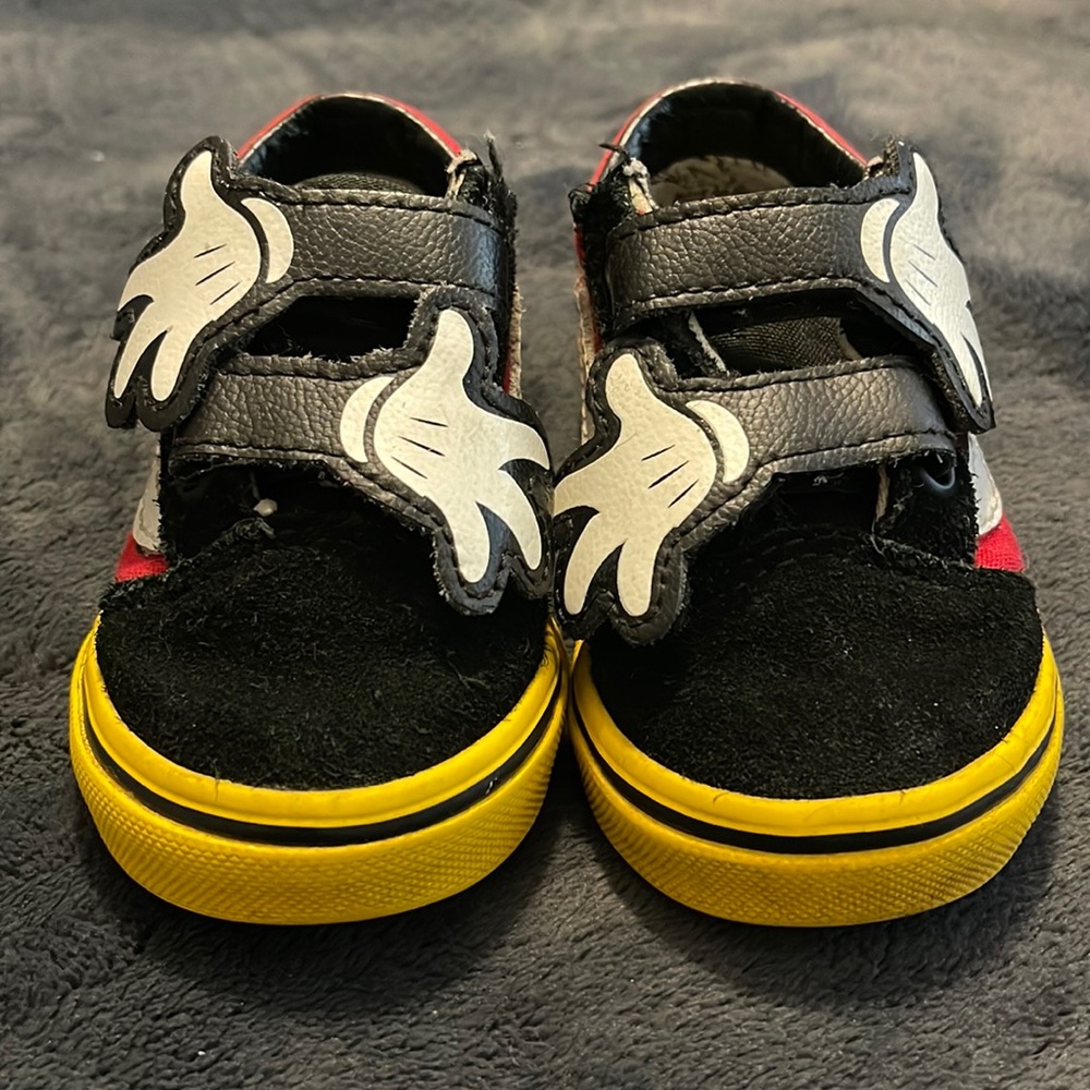 Vans Mickey Mouse Size 5c